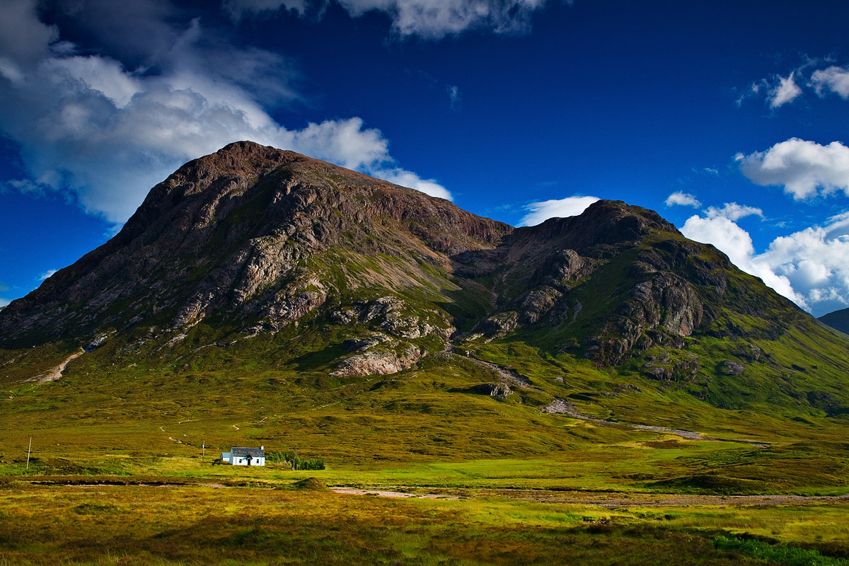 Cottage au pied du Buachaille Etive Mor