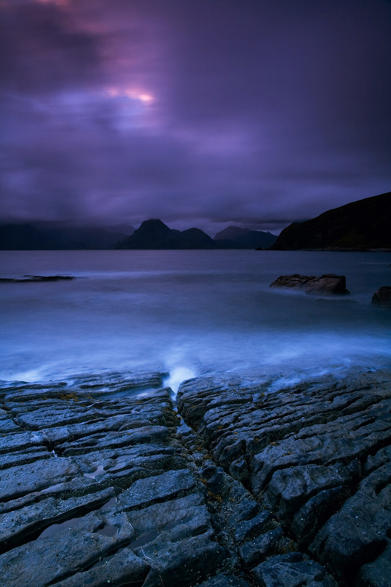 Heure bleue sur le Loch Scavaig