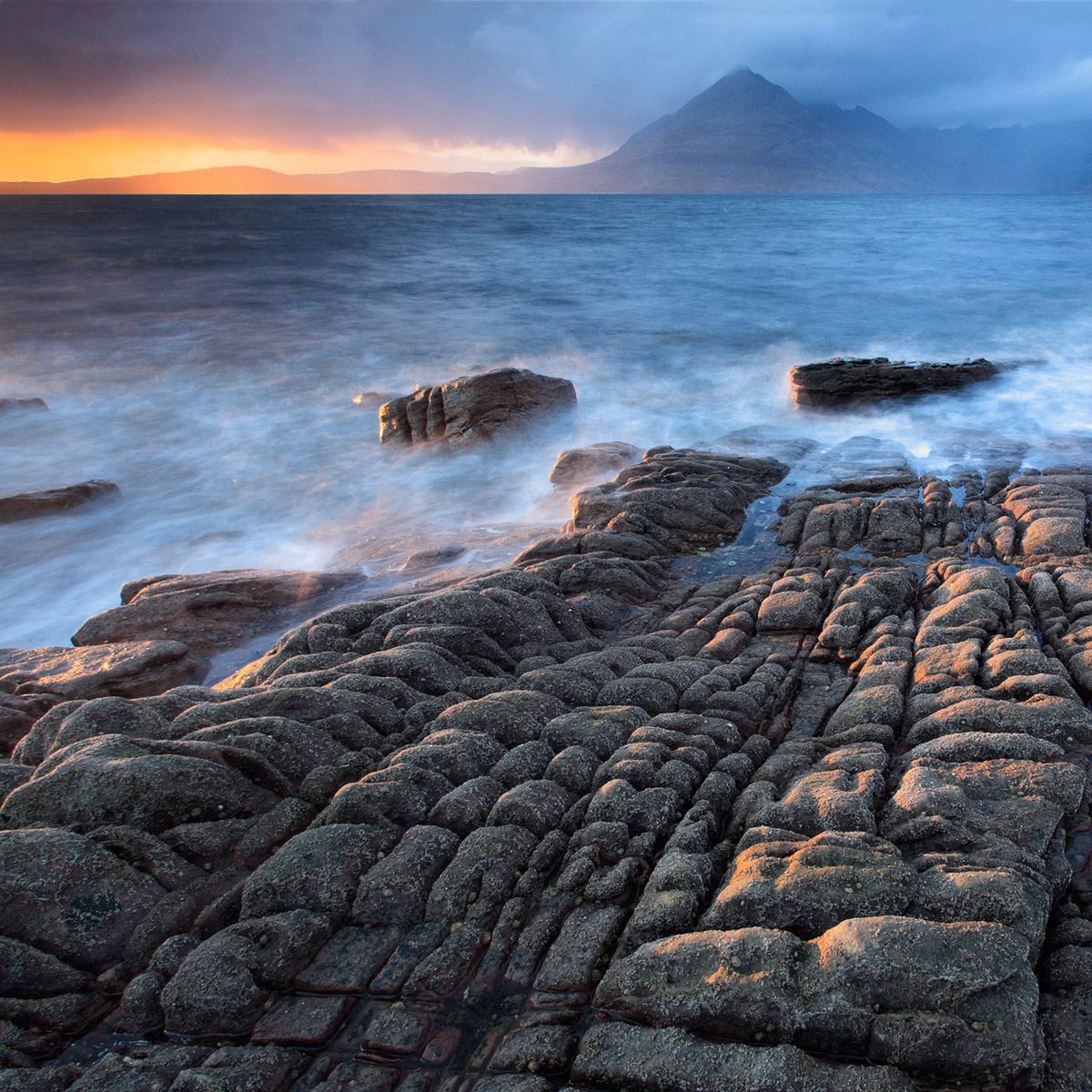 Calme après la tempète, Loch scavaig